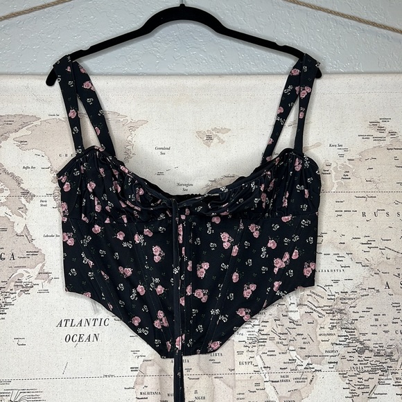 House of CB ‘Gene’ Black Floral Rose Corset Bustier - Picture 8 of 13